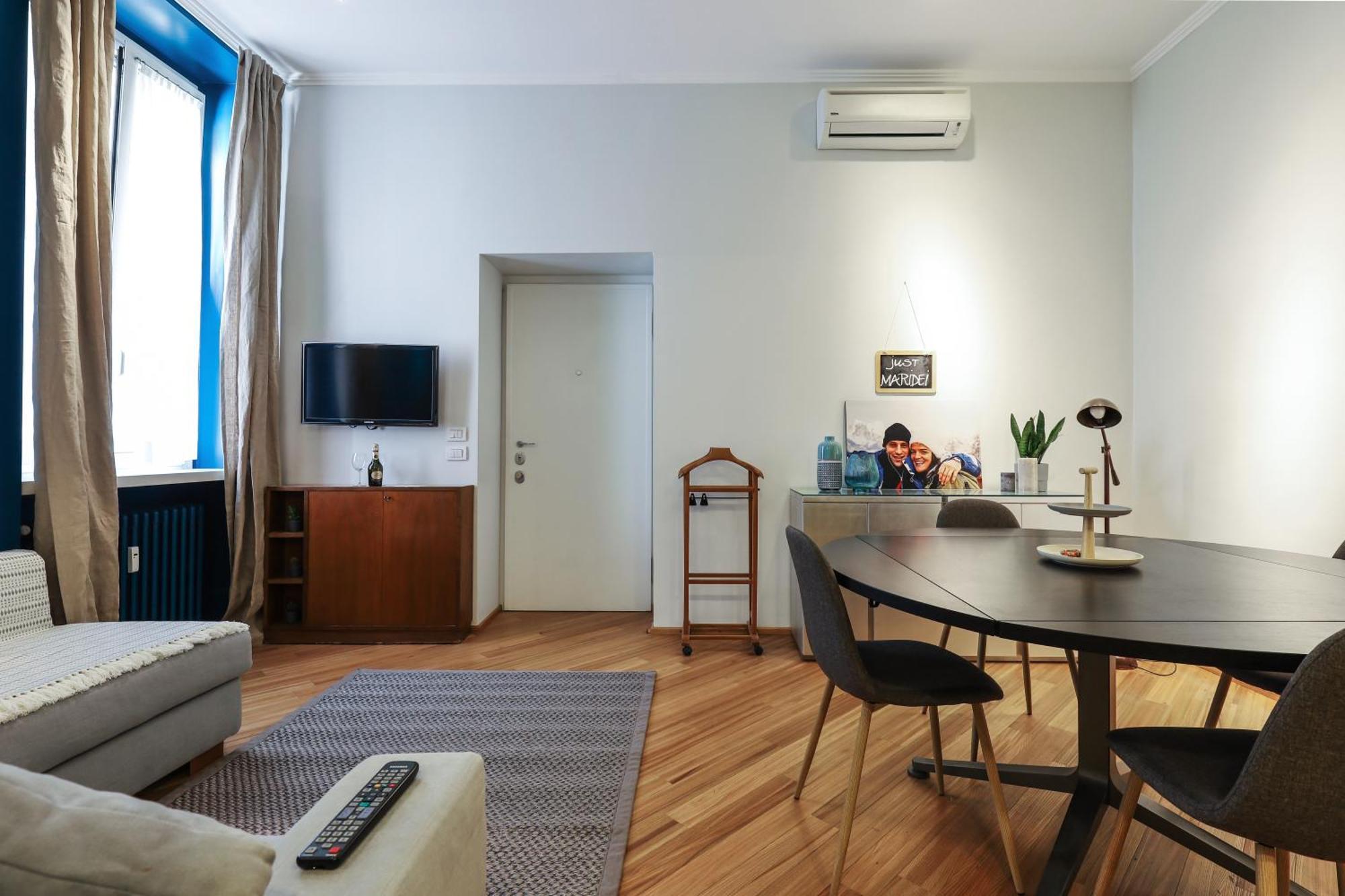 Real Jewel In Milano Cadorna Apartment Luaran gambar
